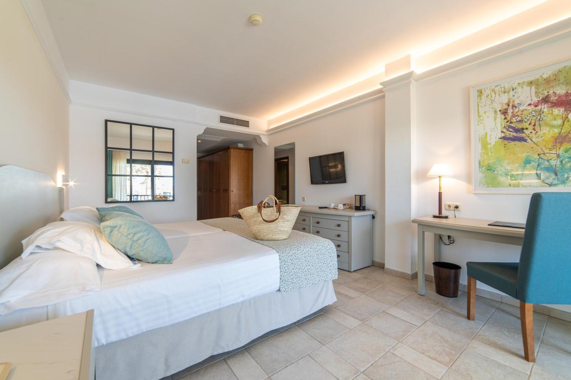 Cm Mallorca Palace - Only Adults Sa Coma  Exterior photo